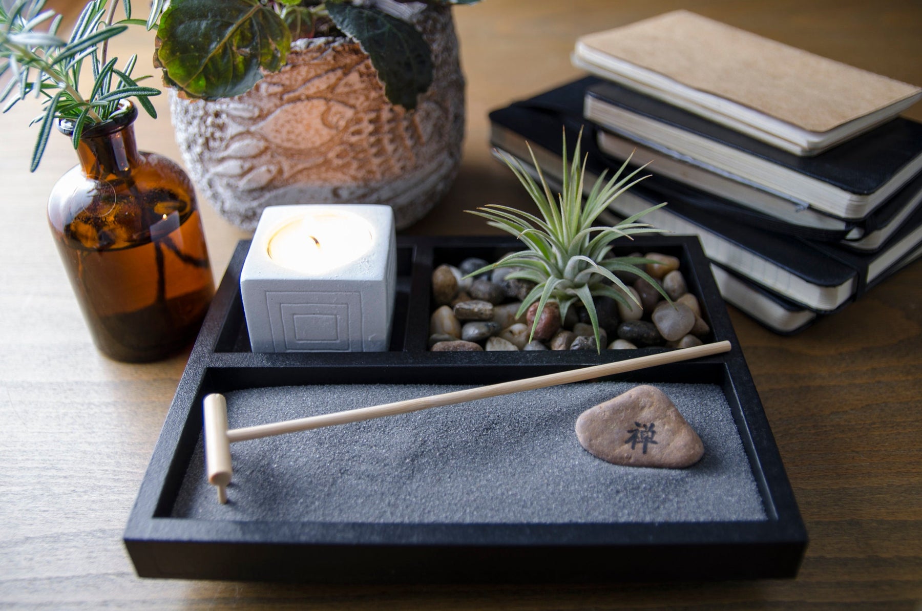 air plant zen garden Zen Garden Kit - Black